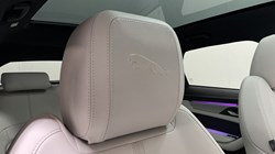 2023 (23) JAGUAR F-PACE 2.0 D200 R-Dynamic SE Black 5dr Auto AWD 5673358