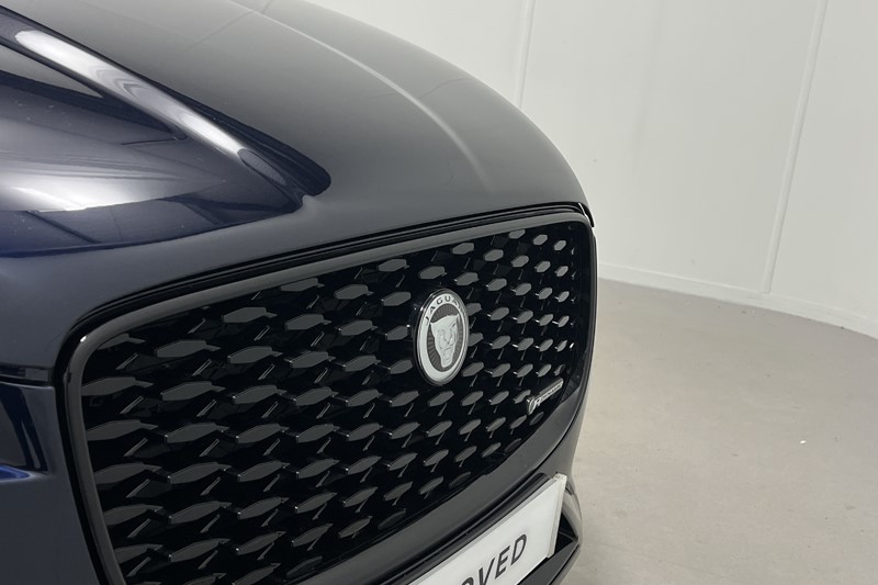 2023 (23) JAGUAR F-PACE 2.0 D200 R-Dynamic SE Black 5dr Auto AWD 5673386