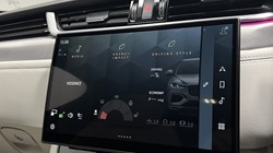 2023 (23) JAGUAR F-PACE 2.0 D200 R-Dynamic SE Black 5dr Auto AWD 5673368