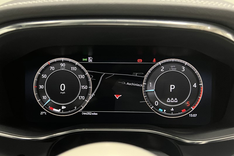 2023 (23) JAGUAR F-PACE 2.0 D200 R-Dynamic SE Black 5dr Auto AWD 5673361