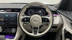 2023 (23) JAGUAR F-PACE 2.0 D200 R-Dynamic SE Black 5dr Auto AWD 5673349