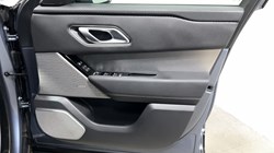 2022 (22) LAND ROVER RANGE ROVER VELAR 2.0 D200 Edition 5dr Auto 5672950