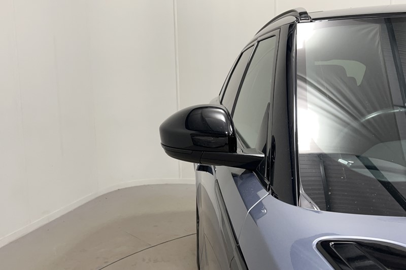 2022 (22) LAND ROVER RANGE ROVER VELAR 2.0 D200 Edition 5dr Auto 5672990