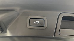 2022 (22) LAND ROVER RANGE ROVER VELAR 2.0 D200 Edition 5dr Auto 5672984