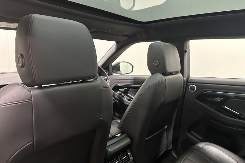 2022 (22) LAND ROVER RANGE ROVER EVOQUE 2.0 D200 R-Dynamic SE 5dr Auto 5681222