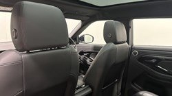 2022 (22) LAND ROVER RANGE ROVER EVOQUE 2.0 D200 R-Dynamic SE 5dr Auto 5681222