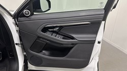 2022 (22) LAND ROVER RANGE ROVER EVOQUE 2.0 D200 R-Dynamic SE 5dr Auto 5681197