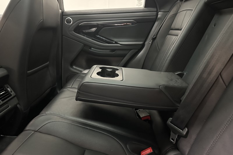 2022 (22) LAND ROVER RANGE ROVER EVOQUE 2.0 D200 R-Dynamic SE 5dr Auto 5681225