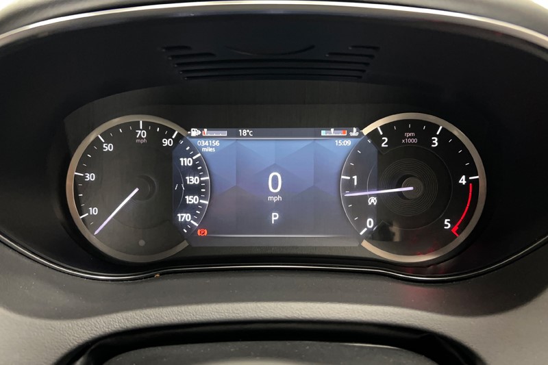 2022 (22) JAGUAR E-PACE 2.0 D200 R-Dynamic Black 5dr Auto 5666894