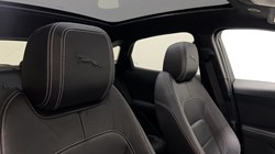 2022 (22) JAGUAR E-PACE 2.0 D200 R-Dynamic Black 5dr Auto 5666890