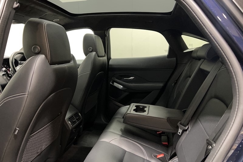 2022 (22) JAGUAR E-PACE 2.0 D200 R-Dynamic Black 5dr Auto 5666912