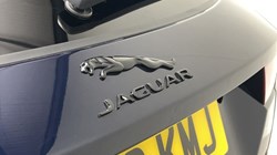 2022 (22) JAGUAR E-PACE 2.0 D200 R-Dynamic Black 5dr Auto 5666917