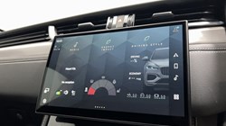 2023 (23) JAGUAR F-PACE 2.0 D200 R-Dynamic SE 5dr Auto AWD 5705721