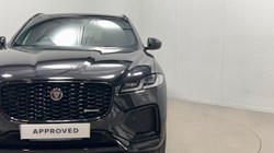 2023 (23) JAGUAR F-PACE 2.0 D200 R-Dynamic SE 5dr Auto AWD 5705748