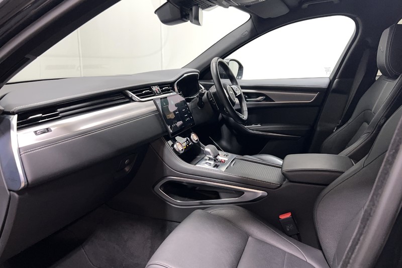 2023 (23) JAGUAR F-PACE 2.0 D200 R-Dynamic SE 5dr Auto AWD 5705728