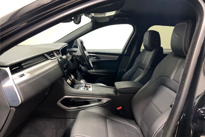 2023 (23) JAGUAR F-PACE 2.0 D200 R-Dynamic SE 5dr Auto AWD 5705697