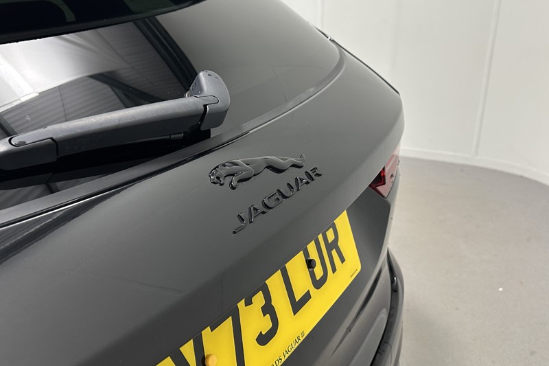 2023 (73) JAGUAR F-PACE 2.0 P250 R-Dynamic SE Black 5dr Auto AWD 5689294