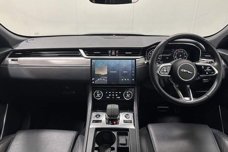 2023 (73) JAGUAR F-PACE 2.0 P250 R-Dynamic SE Black 5dr Auto AWD 5689258