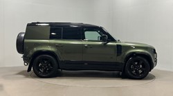 2026 (26) LAND ROVER COMMERCIAL DEFENDER 3.0 D250 Hard Top X-Dynamic SE Auto 5650360