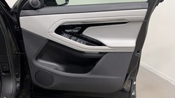 2022 (72) LAND ROVER RANGE ROVER EVOQUE 2.0 D200 Evoque Edition 5dr Auto 5685432