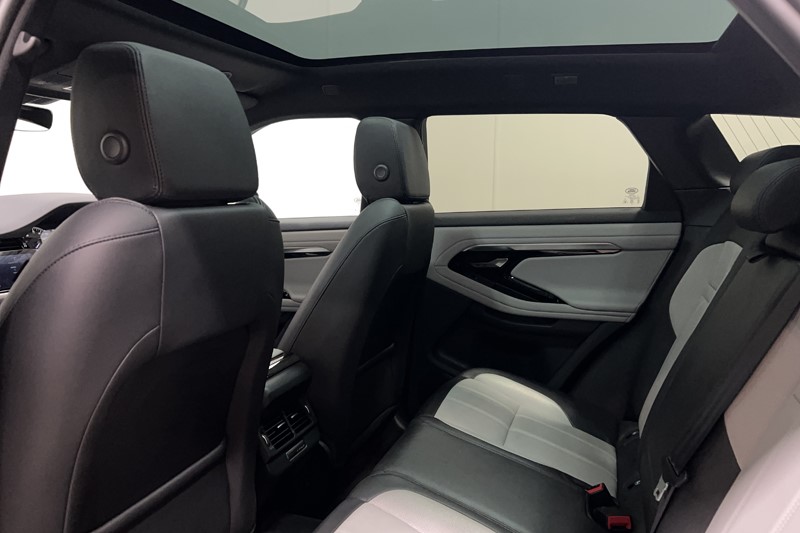 2022 (72) LAND ROVER RANGE ROVER EVOQUE 2.0 D200 Evoque Edition 5dr Auto 5685457