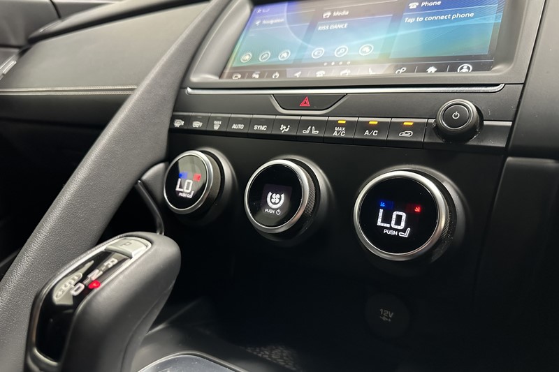 2019 (19) JAGUAR E-PACE 2.0d [180] R-Dynamic S 5dr Auto 5656568