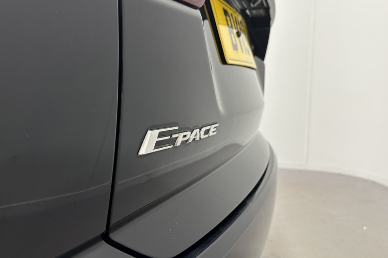 2019 (19) JAGUAR E-PACE 2.0d [180] R-Dynamic S 5dr Auto 5656585
