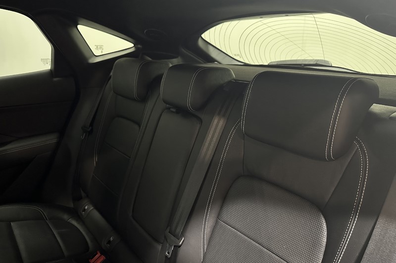 2019 (19) JAGUAR E-PACE 2.0d [180] R-Dynamic S 5dr Auto 5656579