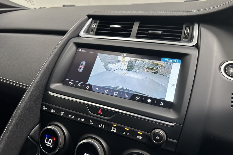 2019 (19) JAGUAR E-PACE 2.0d [180] R-Dynamic S 5dr Auto 5656572