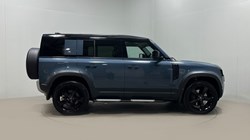 2020 (20) LAND ROVER DEFENDER 2.0 D240 HSE 110 5dr Auto 5655913