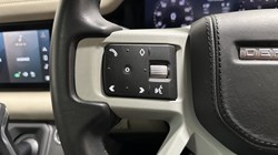 2020 (20) LAND ROVER DEFENDER 2.0 D240 HSE 110 5dr Auto 5655932