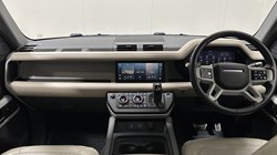 2020 (20) LAND ROVER DEFENDER 2.0 D240 HSE 110 5dr Auto 5655918