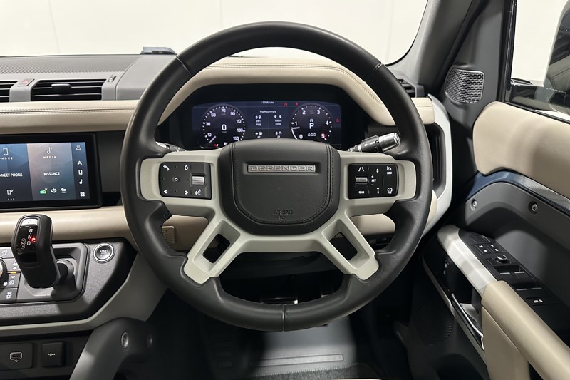 2020 (20) LAND ROVER DEFENDER 2.0 D240 HSE 110 5dr Auto 5655919
