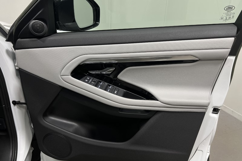 2023 (23) LAND ROVER RANGE ROVER EVOQUE 2.0 D200 R-Dynamic S 5dr Auto 5662020