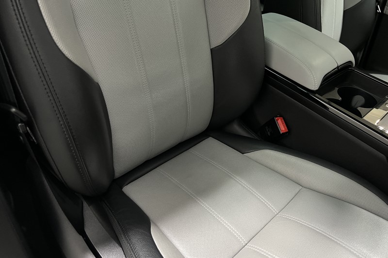 2023 (23) LAND ROVER RANGE ROVER EVOQUE 2.0 D200 R-Dynamic S 5dr Auto 5662023