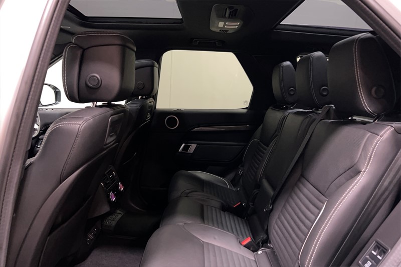 2023 (23) LAND ROVER DISCOVERY 3.0 D300 Metropolitan Edition 5dr Auto 5672705