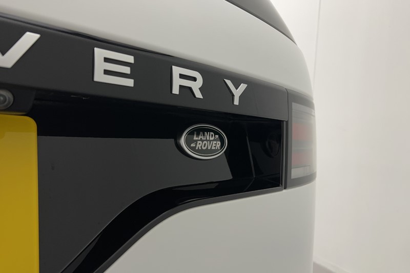 2023 (23) LAND ROVER DISCOVERY 3.0 D300 Metropolitan Edition 5dr Auto 5672756
