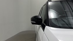 2023 (23) LAND ROVER DISCOVERY 3.0 D300 Metropolitan Edition 5dr Auto 5672759