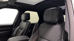 2023 (23) LAND ROVER DISCOVERY 3.0 D300 Metropolitan Edition 5dr Auto 5672741
