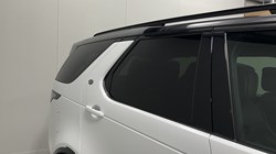 2023 (23) LAND ROVER DISCOVERY 3.0 D300 Metropolitan Edition 5dr Auto 5672757