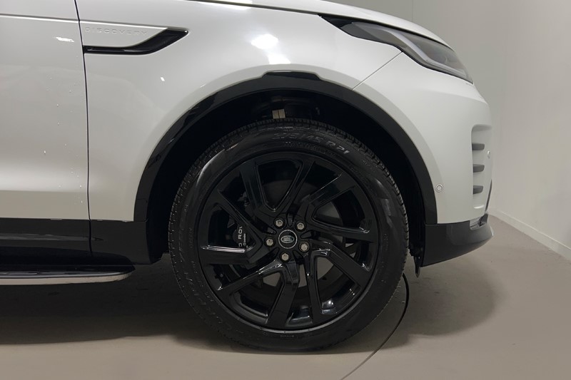 2023 (23) LAND ROVER DISCOVERY 3.0 D300 Metropolitan Edition 5dr Auto 5672709