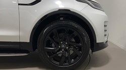2023 (23) LAND ROVER DISCOVERY 3.0 D300 Metropolitan Edition 5dr Auto 5672709