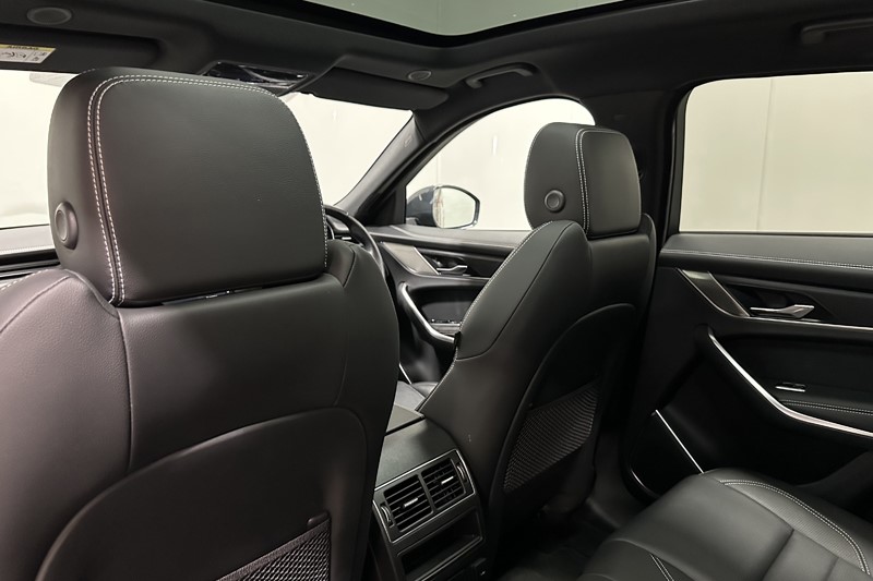 2023 (23) JAGUAR F-PACE 2.0 D200 R-Dynamic Black 5dr Auto AWD 5679443