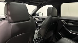 2023 (23) JAGUAR F-PACE 2.0 D200 R-Dynamic Black 5dr Auto AWD 5679443