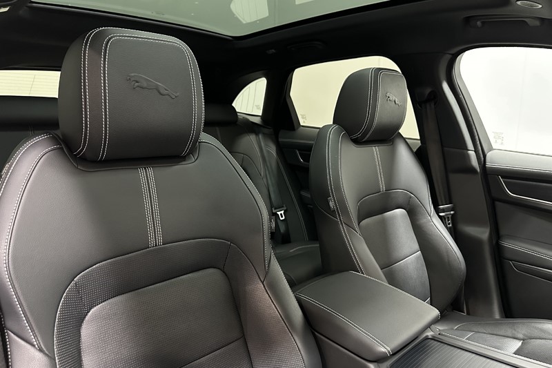 2023 (23) JAGUAR F-PACE 2.0 D200 R-Dynamic Black 5dr Auto AWD 5679423