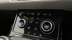 2022 (22) LAND ROVER RANGE ROVER EVOQUE 2.0 P250 R-Dynamic SE 5dr Auto 5659898