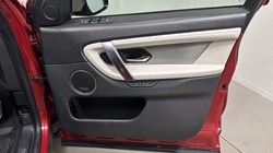 2021 (21) LAND ROVER DISCOVERY SPORT 2.0 D200 R-Dynamic HSE 5dr Auto 5669391