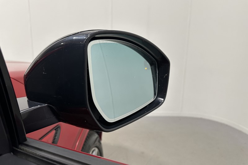 2021 (21) LAND ROVER DISCOVERY SPORT 2.0 D200 R-Dynamic HSE 5dr Auto 5669395