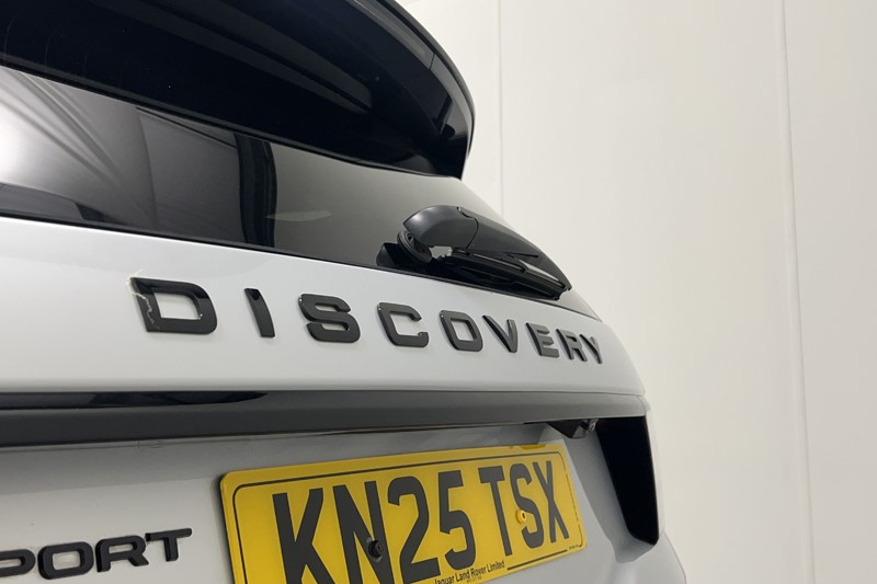 2025 (25) LAND ROVER DISCOVERY SPORT 2.0 D200 Dynamic HSE 5dr Auto [7 Seat] 5704847