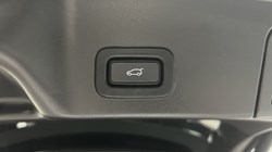 2019 (19) LAND ROVER RANGE ROVER EVOQUE 2.0 D180 SE 5dr Auto 5707583